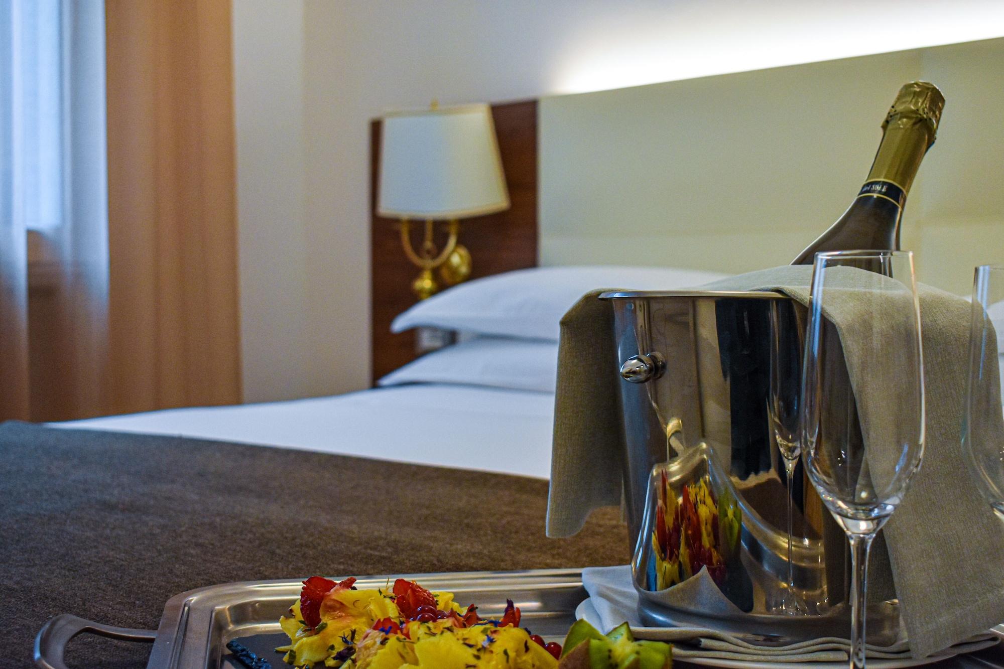 Hotel Romana Residence Milan Extérieur photo