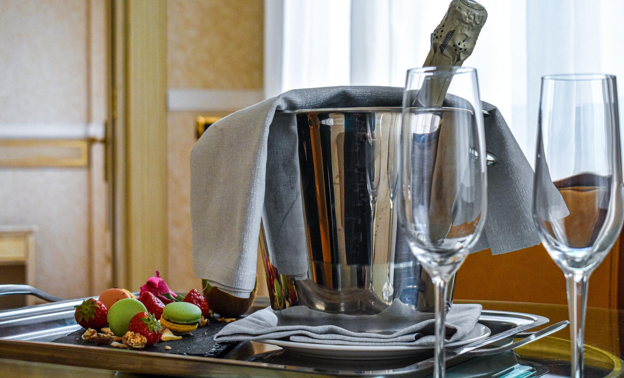 Hotel Romana Residence Milan Extérieur photo