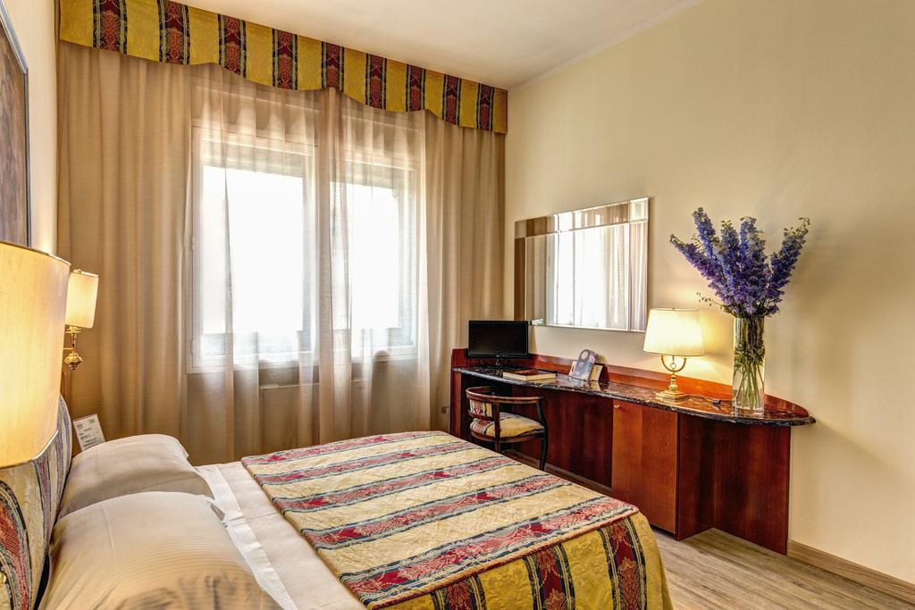 Hotel Romana Residence Milan Extérieur photo